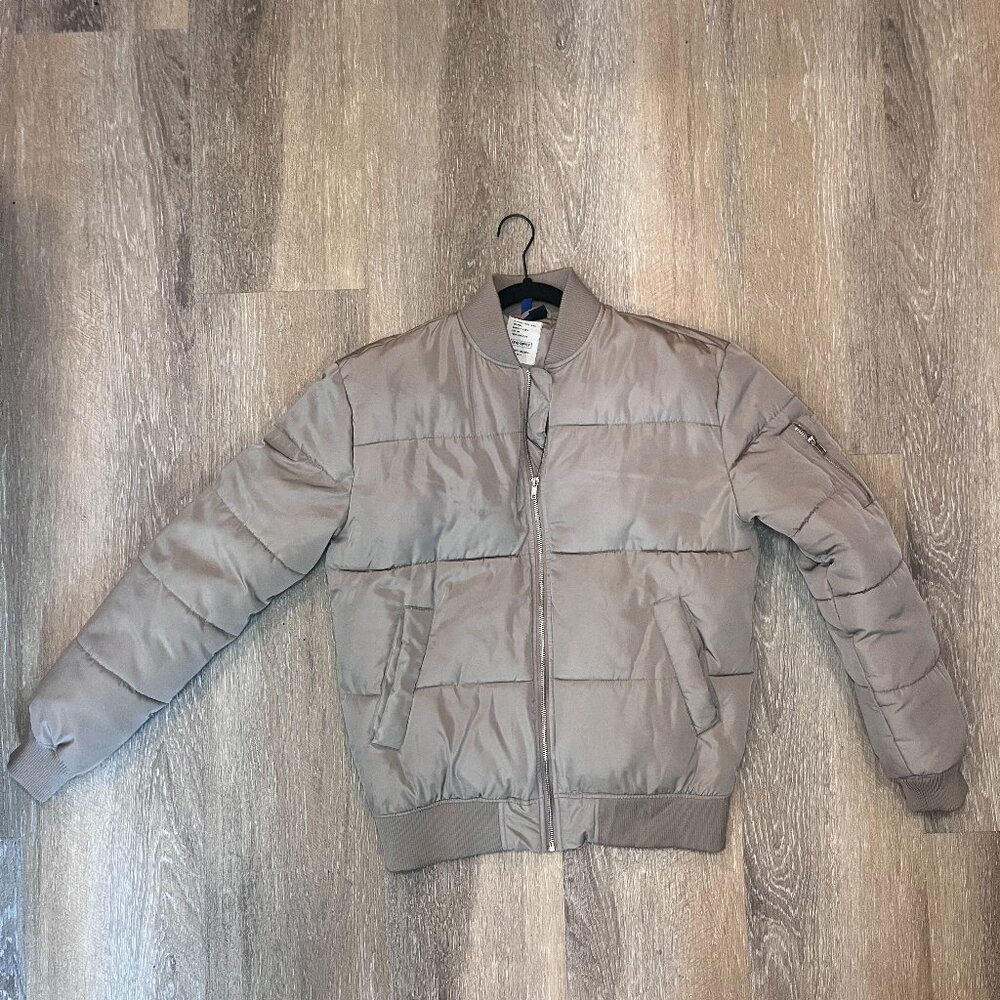 H&M Divd Supply Mens Small Utility Inspired Bomber Jacket Beige/Khaki